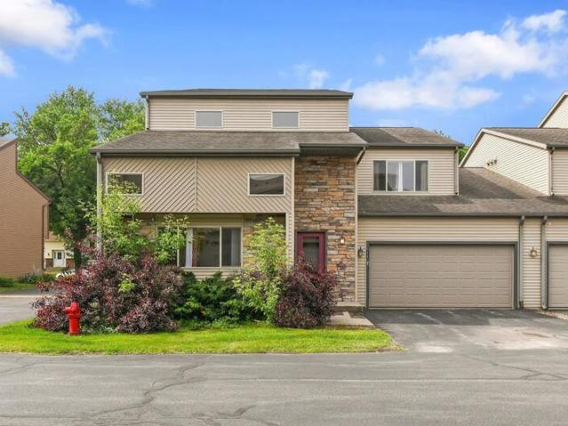 Townhouse for sale in Waunakee