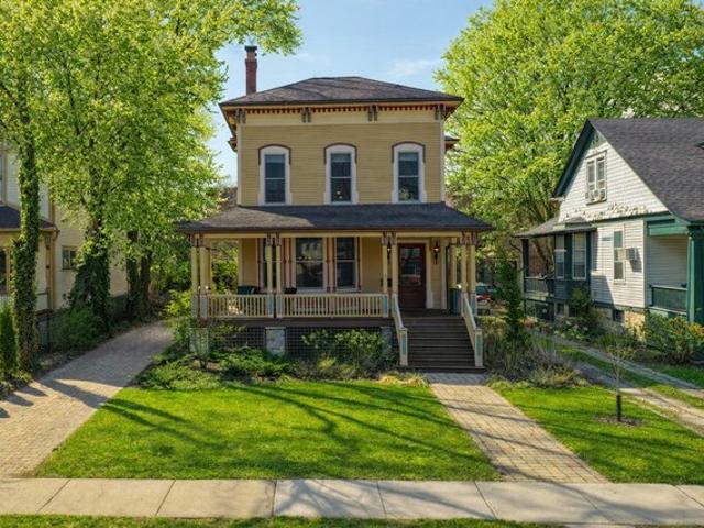 House for sale in Oak Park, Illinois