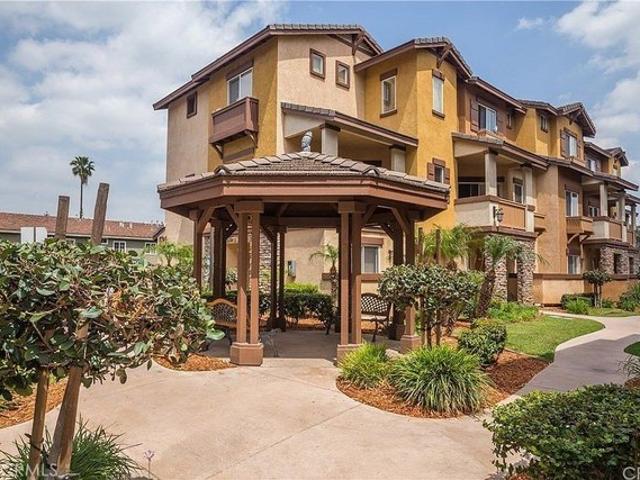 Townhouse for sale in Covina, California