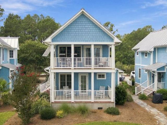Condo for sale in Arapahoe, North Carolina