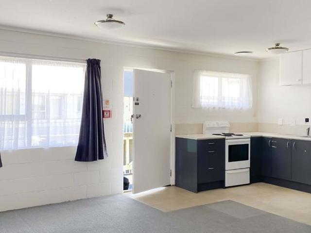 Apartment for rent in Johnsonville East, Wellington