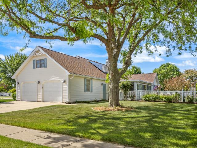 House for sale in Manteno, Illinois