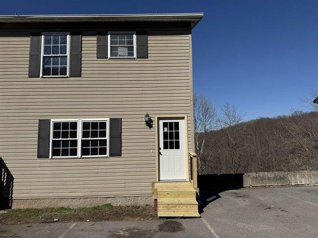 Townhouse for sale in Fairmont, West Virginia