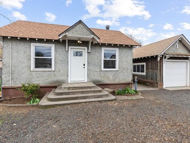 House for sale in Oregonia