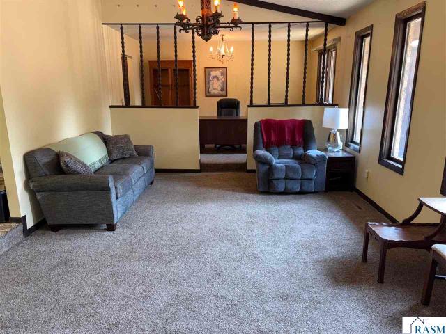 House for sale in Madelia, Minnesota