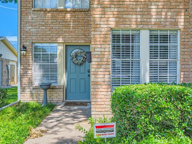 Townhouse for sale in Richardson, Texas
