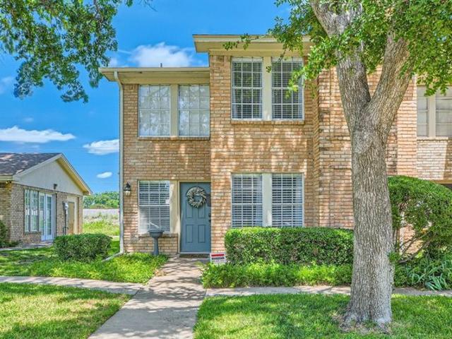 Townhouse for sale in Richardson, Texas