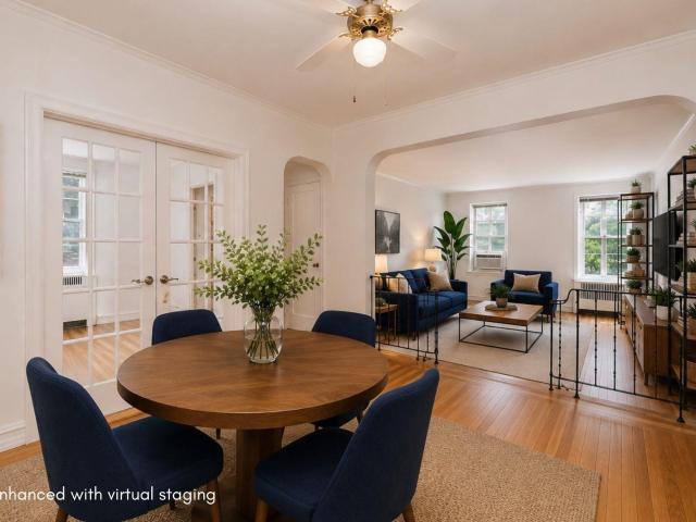 Property for sale in The Bronx, Arverne