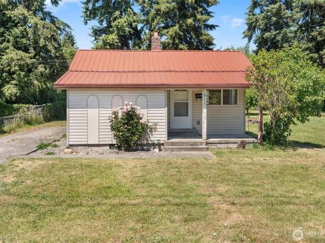 House for sale in Centralia, Washington