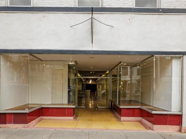 Commercial for sale in Oakdale, City of Hudson