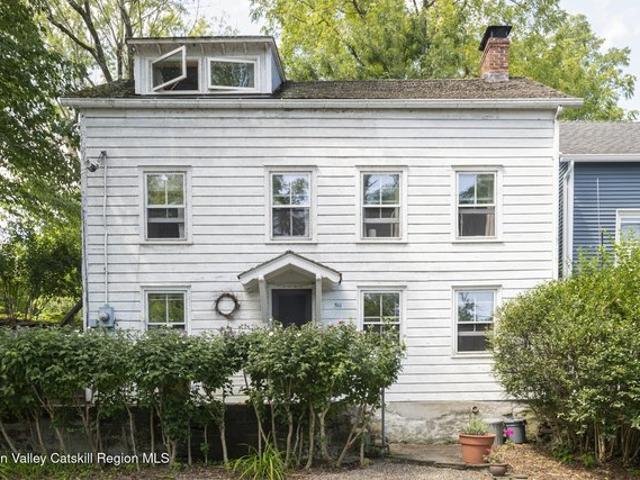 House for sale in Bloomington, New York