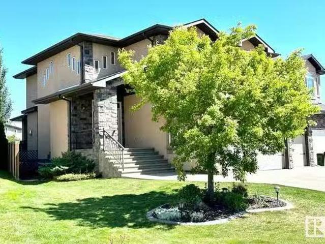 House for sale in Edmonton