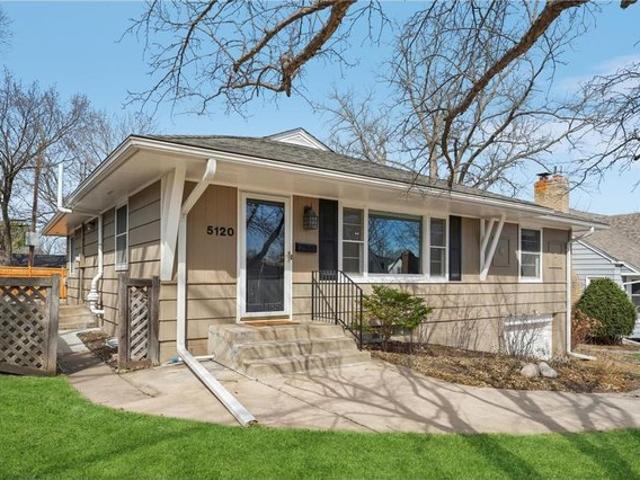 House for sale in Hennepin, Minnesota