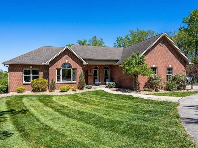 House for sale in Aurora, Indiana