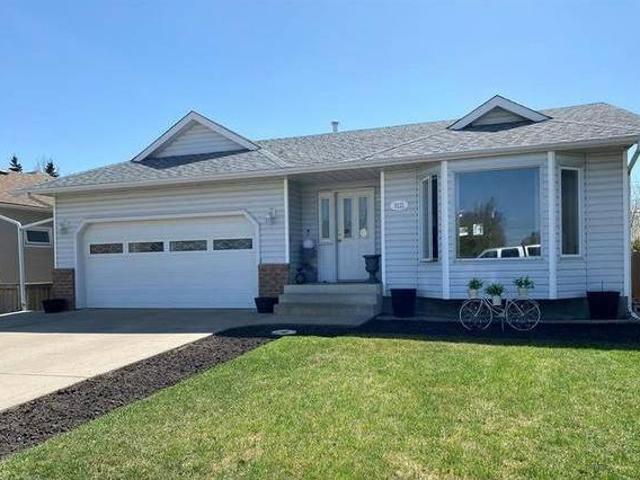 House for sale in Ponoka, Alberta