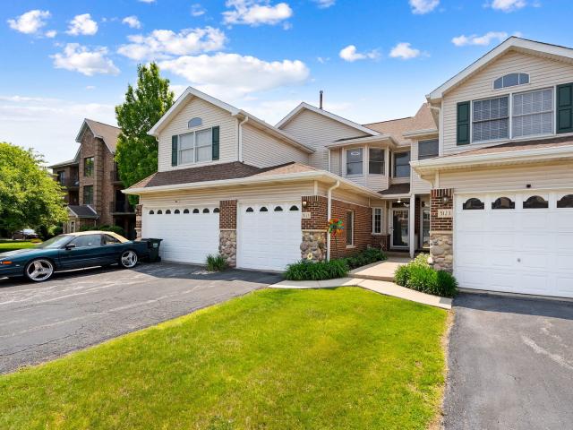 Townhouse for sale in Oak Lawn, Illinois
