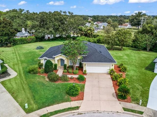House for sale in Lady Lake, Florida
