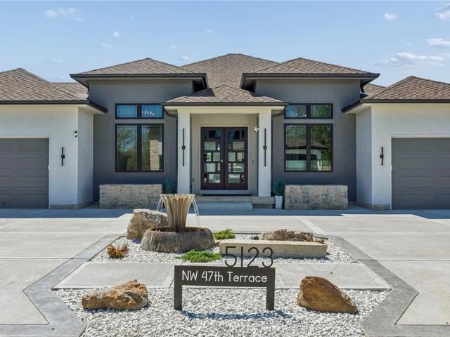 House for sale in Riverside, Missouri
