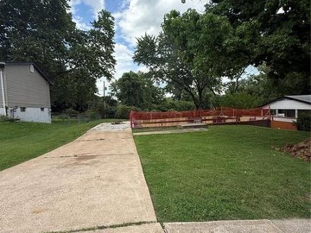 Land for sale in Hazelwood, Missouri