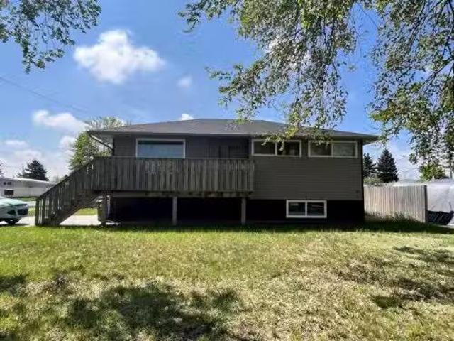 House for sale in Taber, Alberta