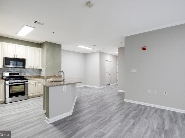 Condo for sale in Centreville