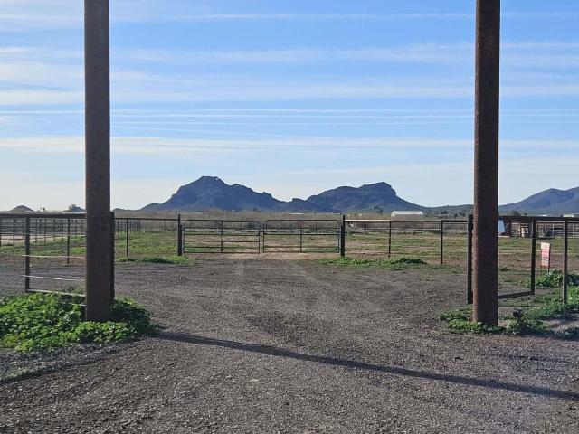 Land for sale in Aguila, Arizona