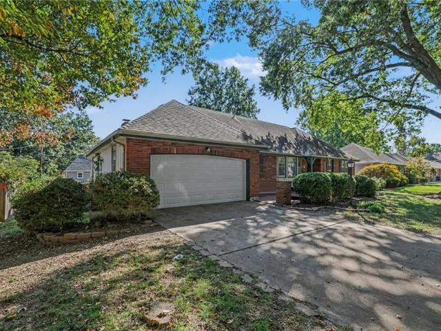 House for sale in Blue-Vue Hills, Kansas City