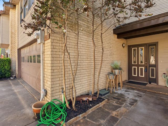 Townhouse for sale in Granbury