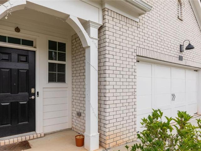 House for sale in Baker Ridge, Acworth