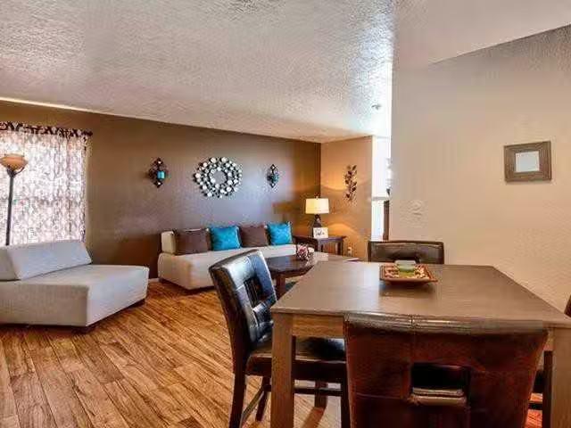 Condo for rent in Albuquerque