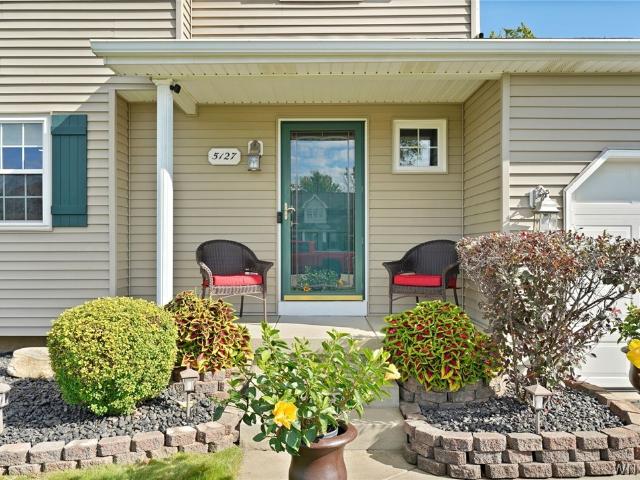 House for sale in Wanakah, Town of Hamburg