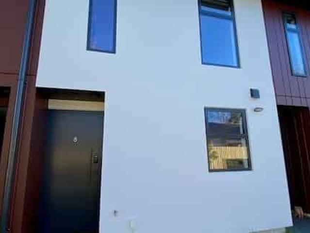 House for rent in Chaslands, Canterbury