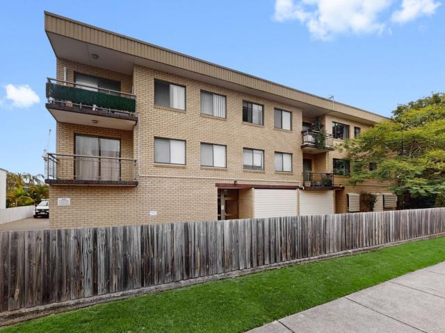 Apartment for rent in Stones Corner, Greater Brisbane