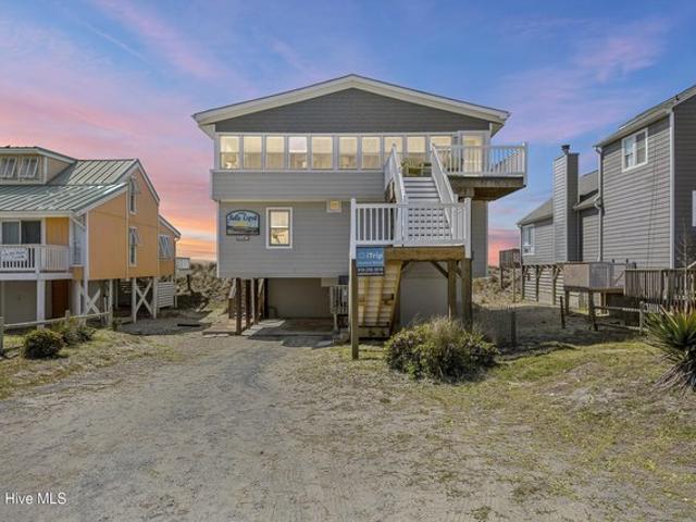 House for sale in Oak Island, North Carolina