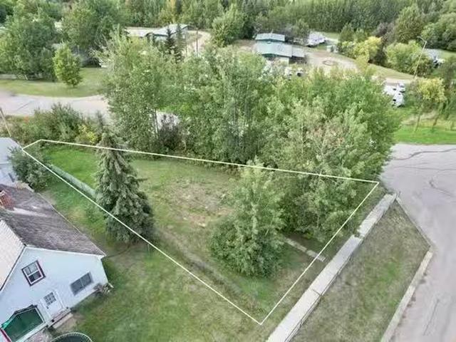 House for sale in Sangudo, Alberta