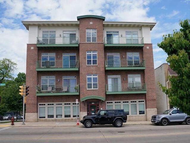 Condo for sale in Milwaukee, Wisconsin