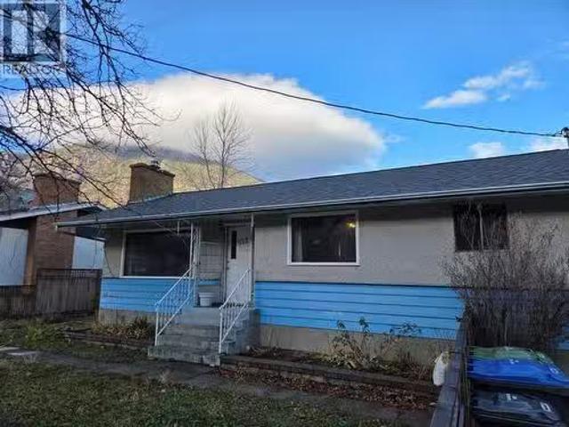 House for sale in Keremeos, British Columbia
