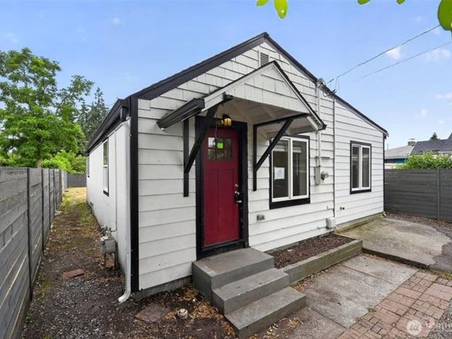 House for sale in Tacoma, Pierce County