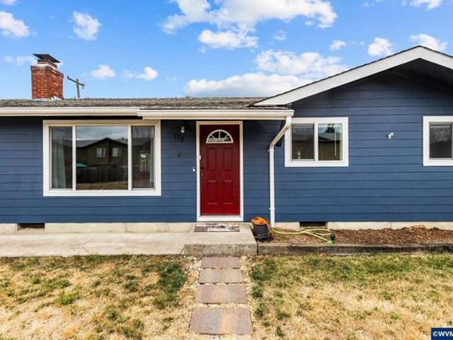 House for sale in Oregonia