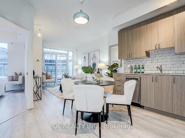Condo for sale in Toronto, Golden Horseshoe