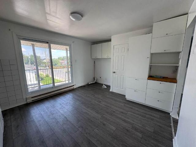 Apartment for rent in Saint-Hubert, Longueuil