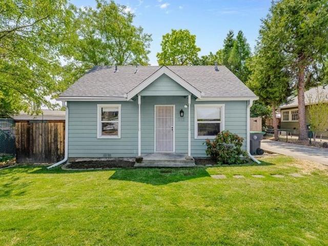 House for sale in Oregonia