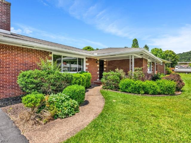 House for sale in New Martinsville, West Virginia