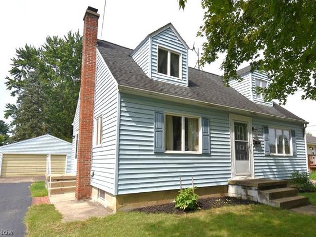House for sale in Hubbard, Trumbull County