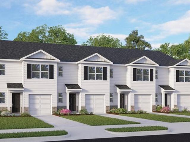 Townhouse for sale in Sanford, North Carolina