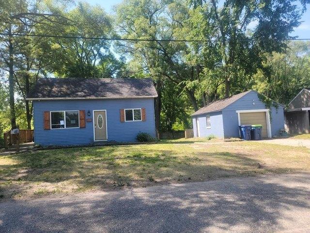 House for sale in Saint Charles, Michigan