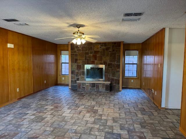 House for sale in Teague, Texas