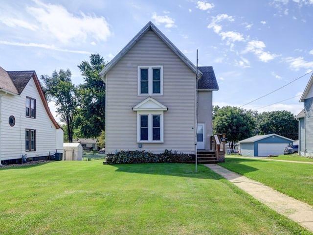House for sale in Whiteside, Illinois