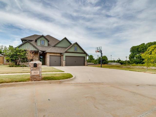 House for sale in Mustang, Oklahoma