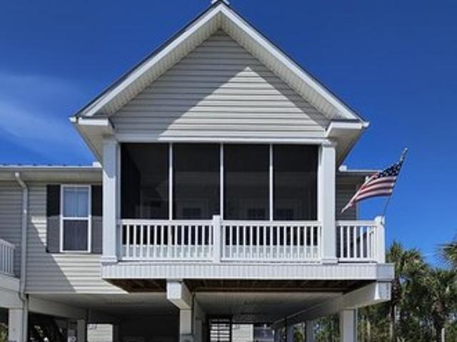 House for sale in Carrabelle, Florida